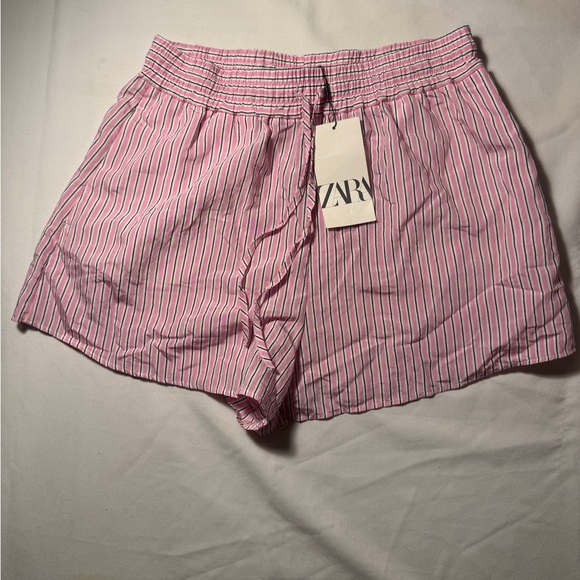 Zara Pants - Zara Women's High Waist Pink Striped Shorts
